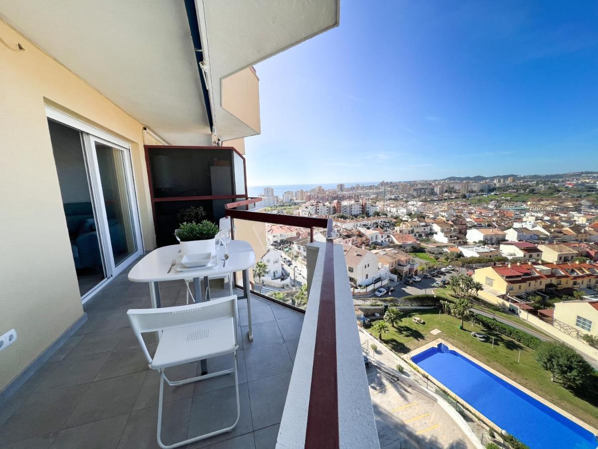 Apartamento A 900 M De La Playa Y Con Vistas Al Mar En Fuengirola Luaran gambar
