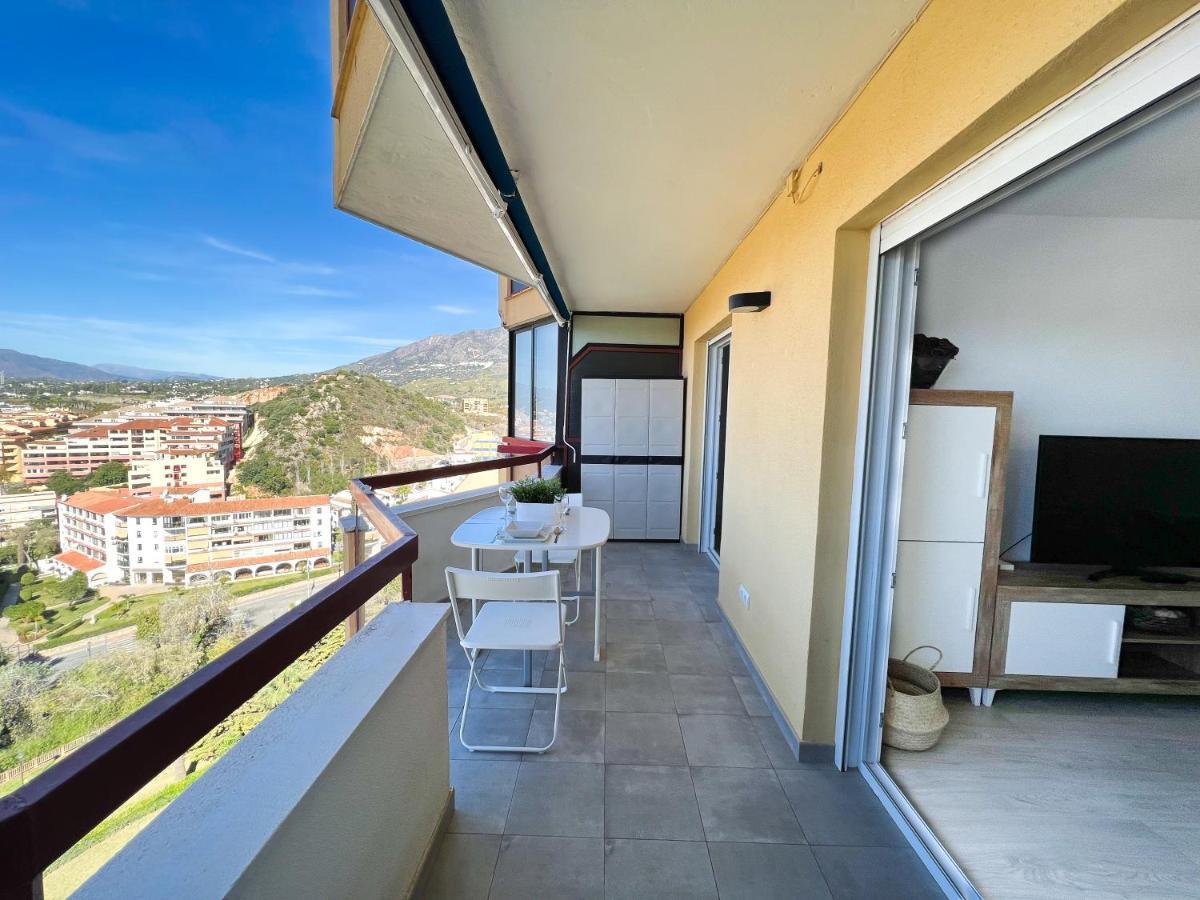 Apartamento A 900 M De La Playa Y Con Vistas Al Mar En Fuengirola Luaran gambar