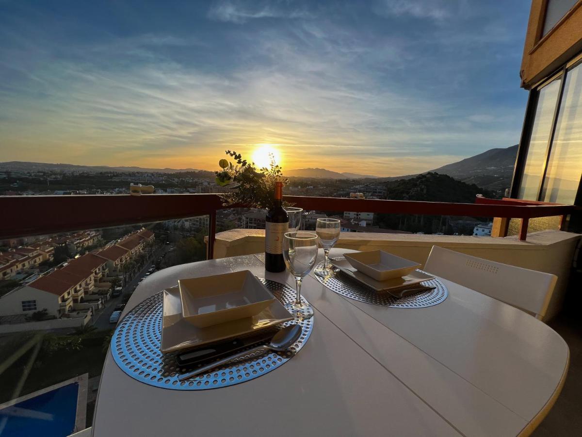 Apartamento A 900 M De La Playa Y Con Vistas Al Mar En Fuengirola Luaran gambar