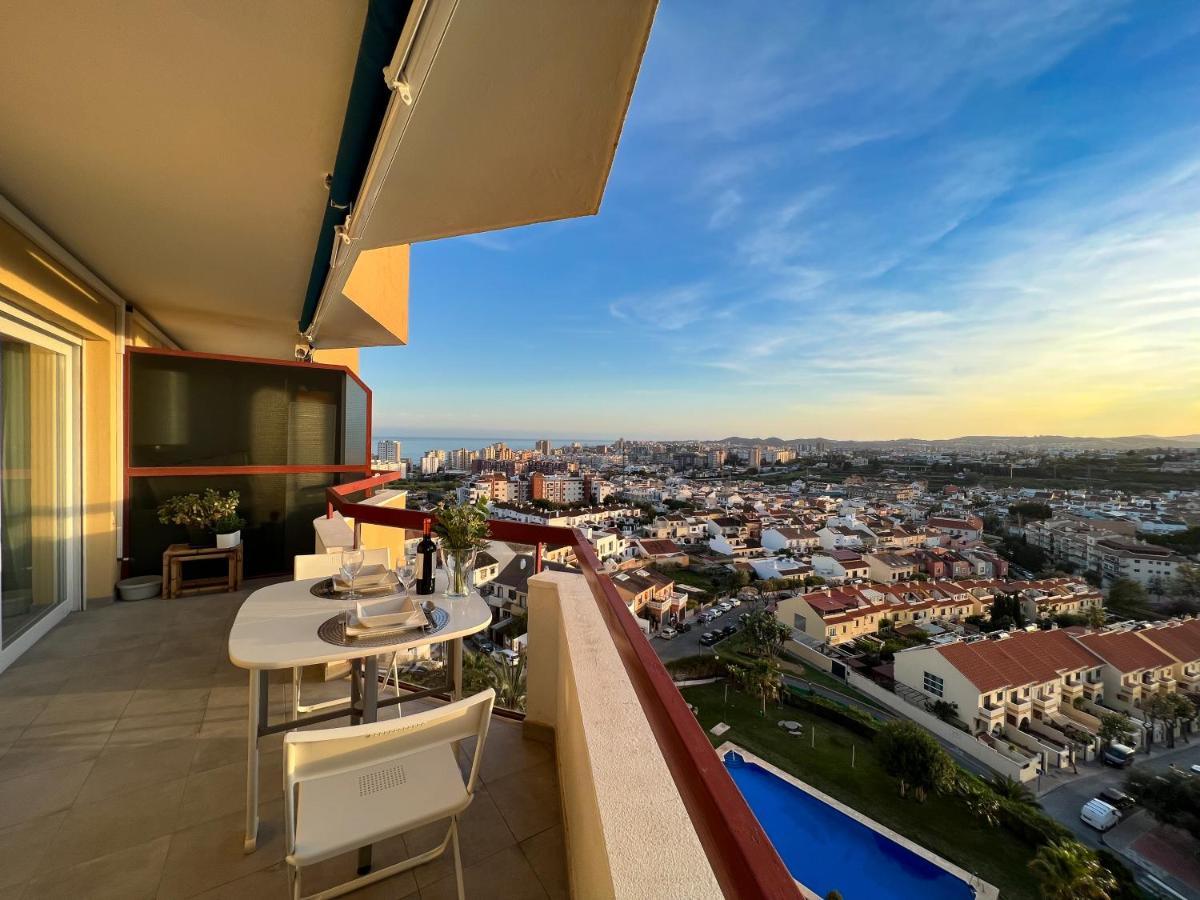 Apartamento A 900 M De La Playa Y Con Vistas Al Mar En Fuengirola Luaran gambar