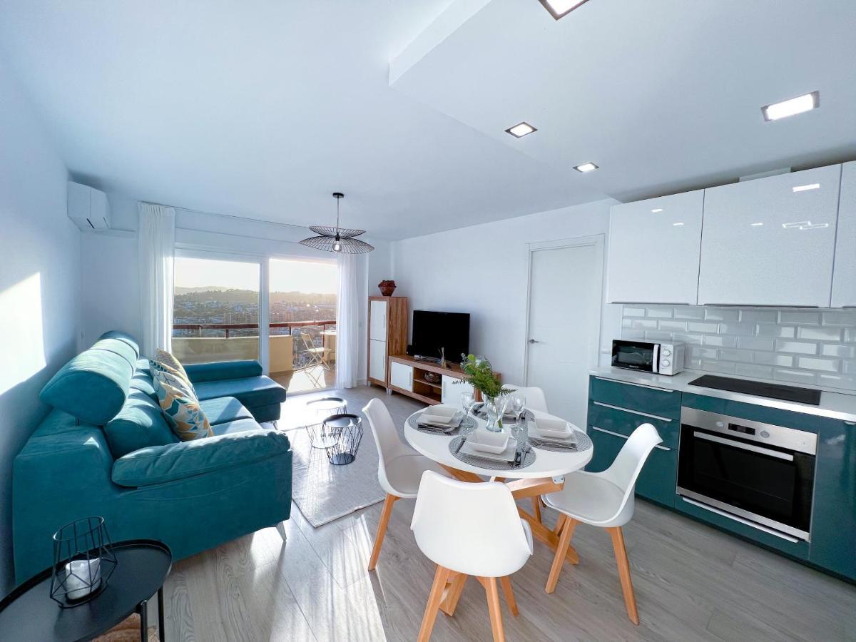 Apartamento A 900 M De La Playa Y Con Vistas Al Mar En Fuengirola Luaran gambar